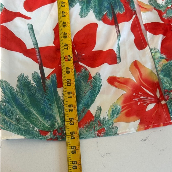 Vibrant Floral Halter Maxi Dress - Picture 10 of 11